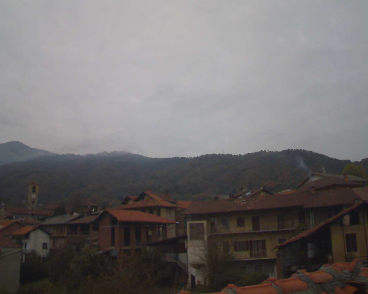 immagine della webcam nei dintorni di Rocca Canavese: webcam Forno Canavese