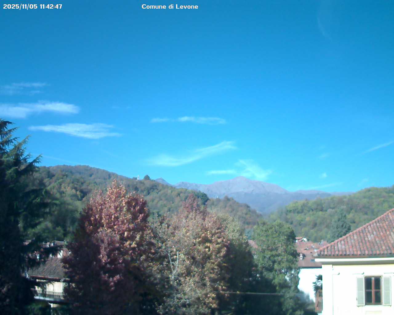 immagine della webcam nei dintorni di Pertusio: webcam Levone