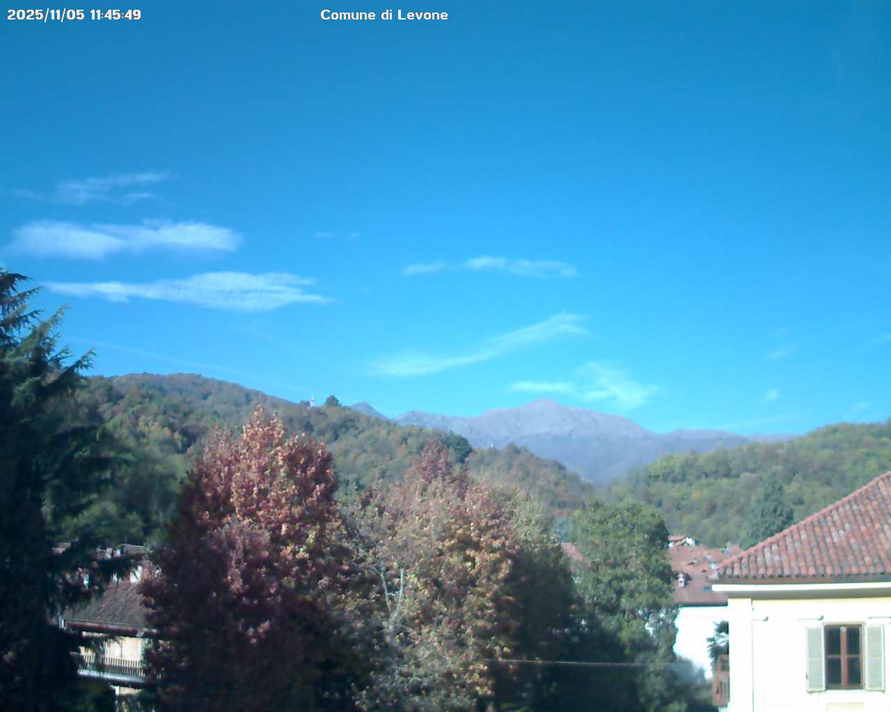 immagine della webcam nei dintorni di Castagneto Po: webcam Levone