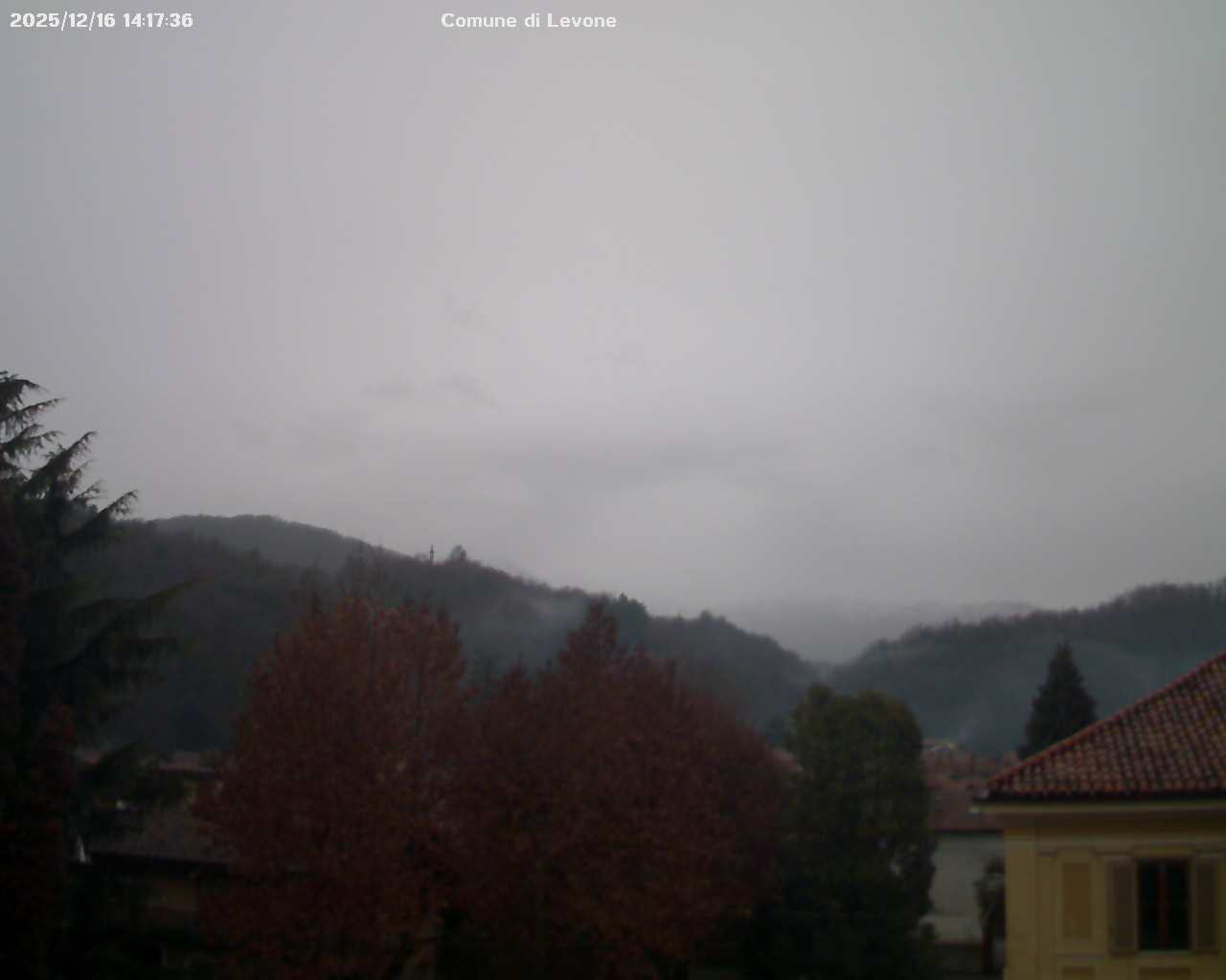 immagine della webcam nei dintorni di Rocca Canavese: webcam Levone