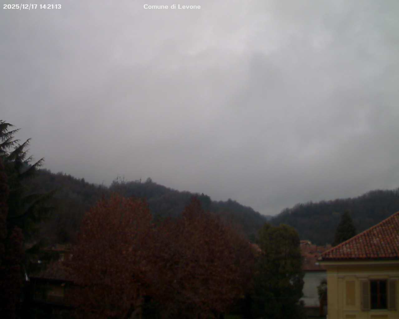 immagine della webcam nei dintorni di Salassa: webcam Levone