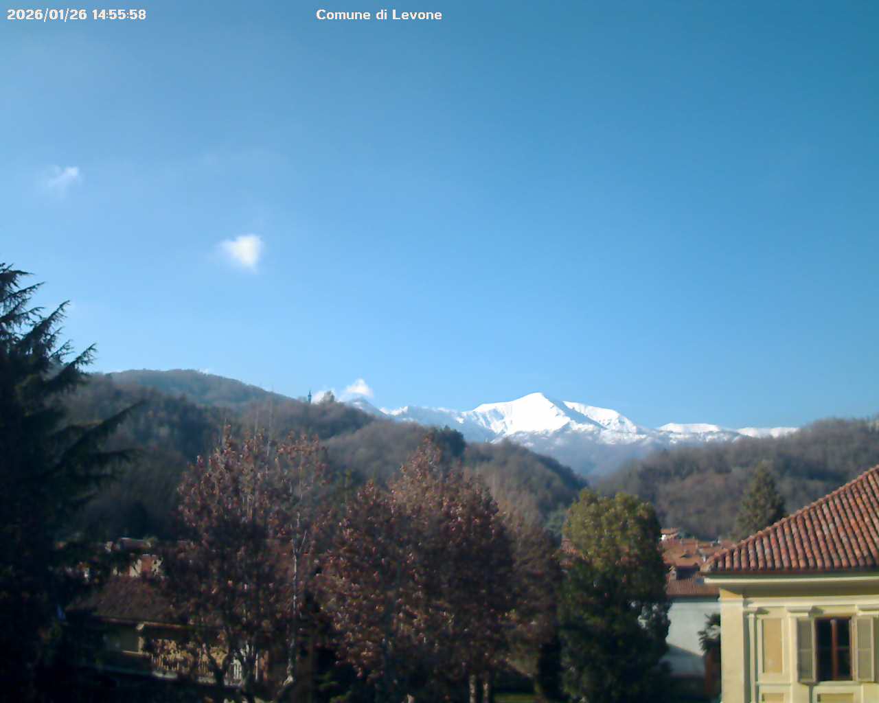 immagine della webcam nei dintorni di San Raffaele Cimena: webcam Levone