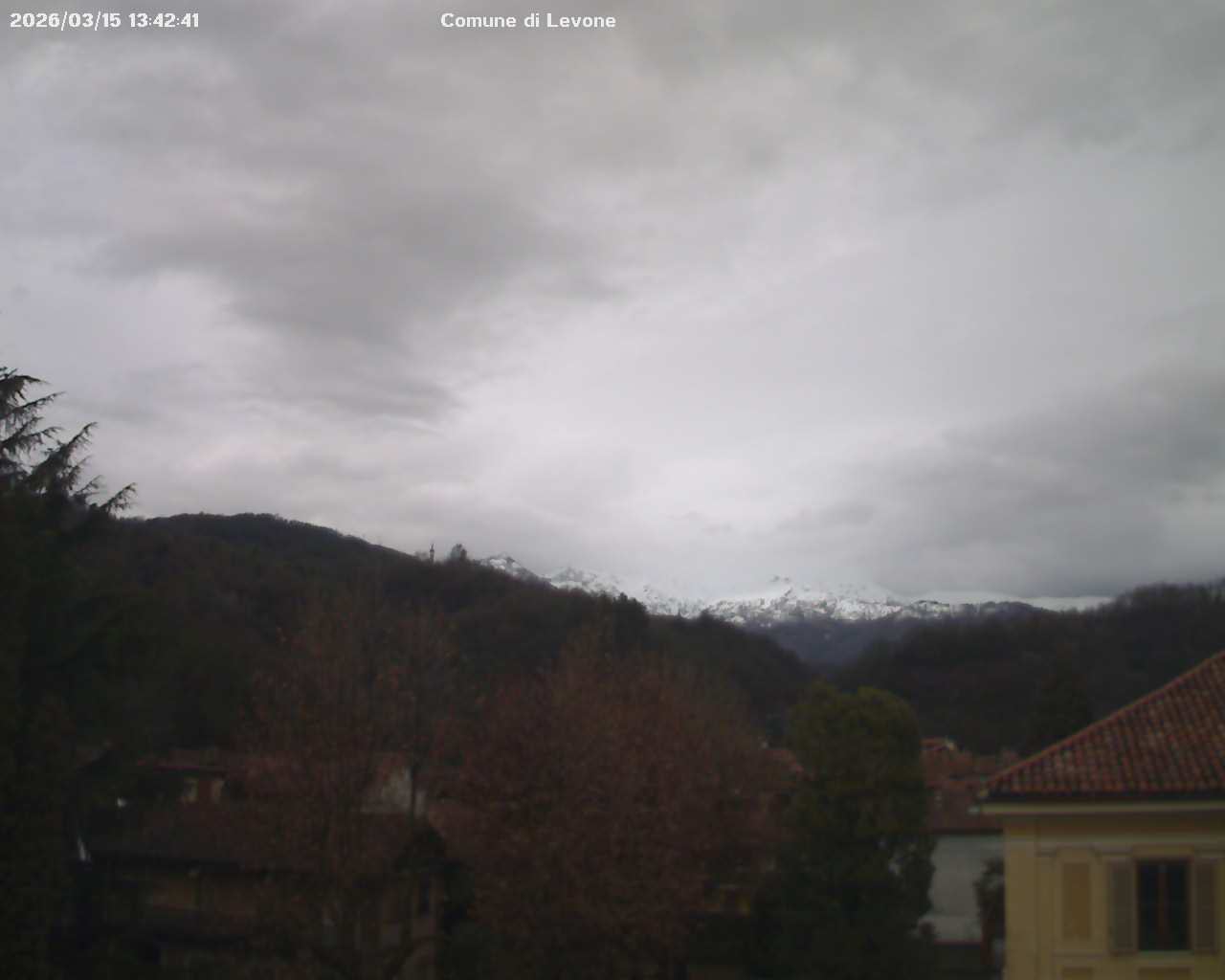 immagine della webcam nei dintorni di San Francesco al Campo: webcam Levone
