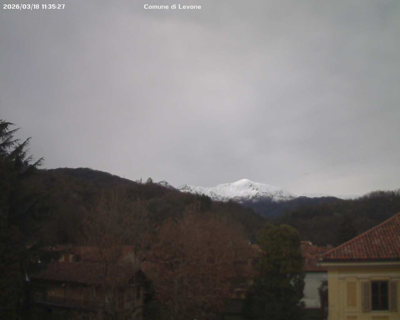 immagine della webcam nei dintorni di Baldissero Torinese: webcam Levone