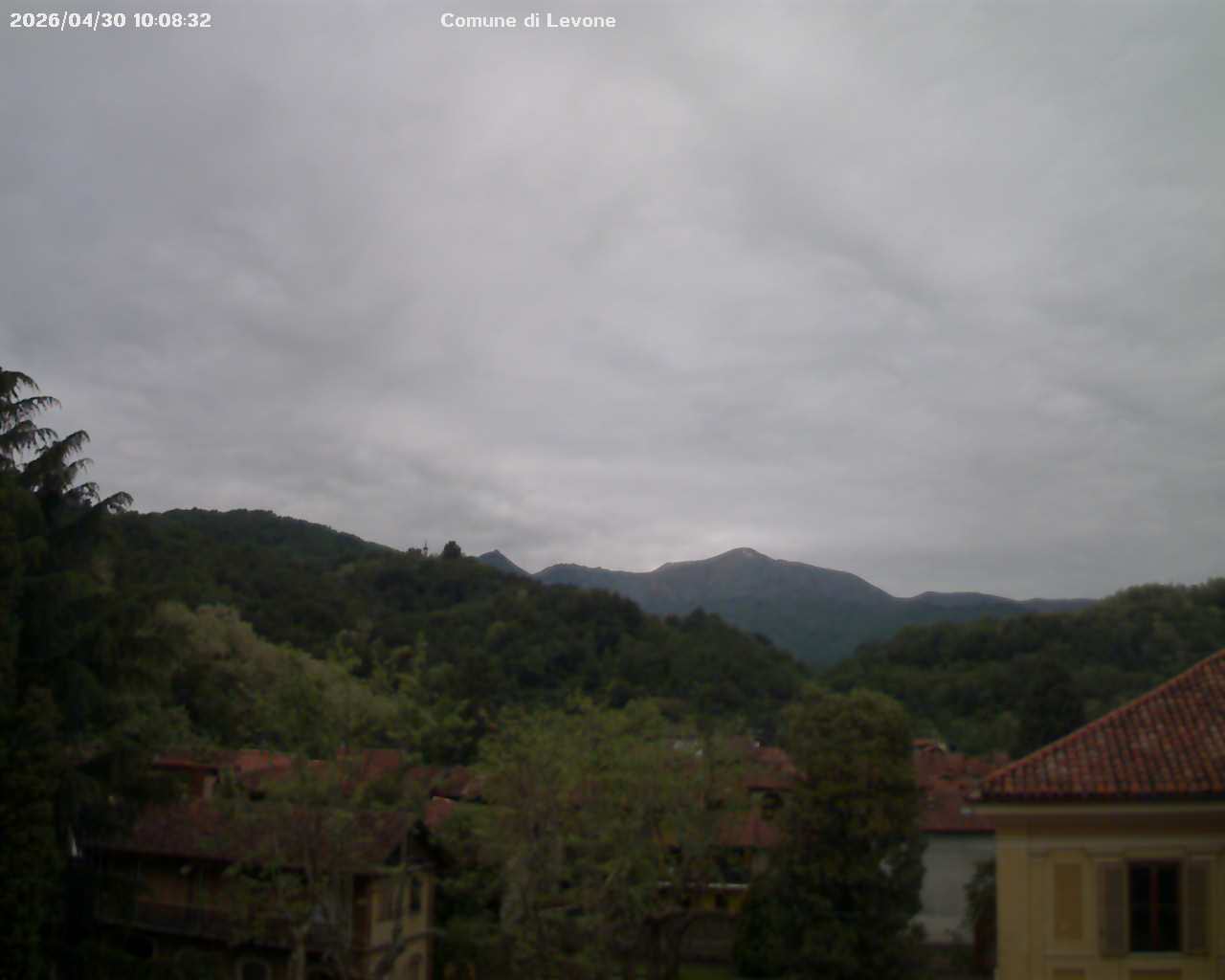 immagine della webcam nei dintorni di San Colombano Belmonte: webcam Levone