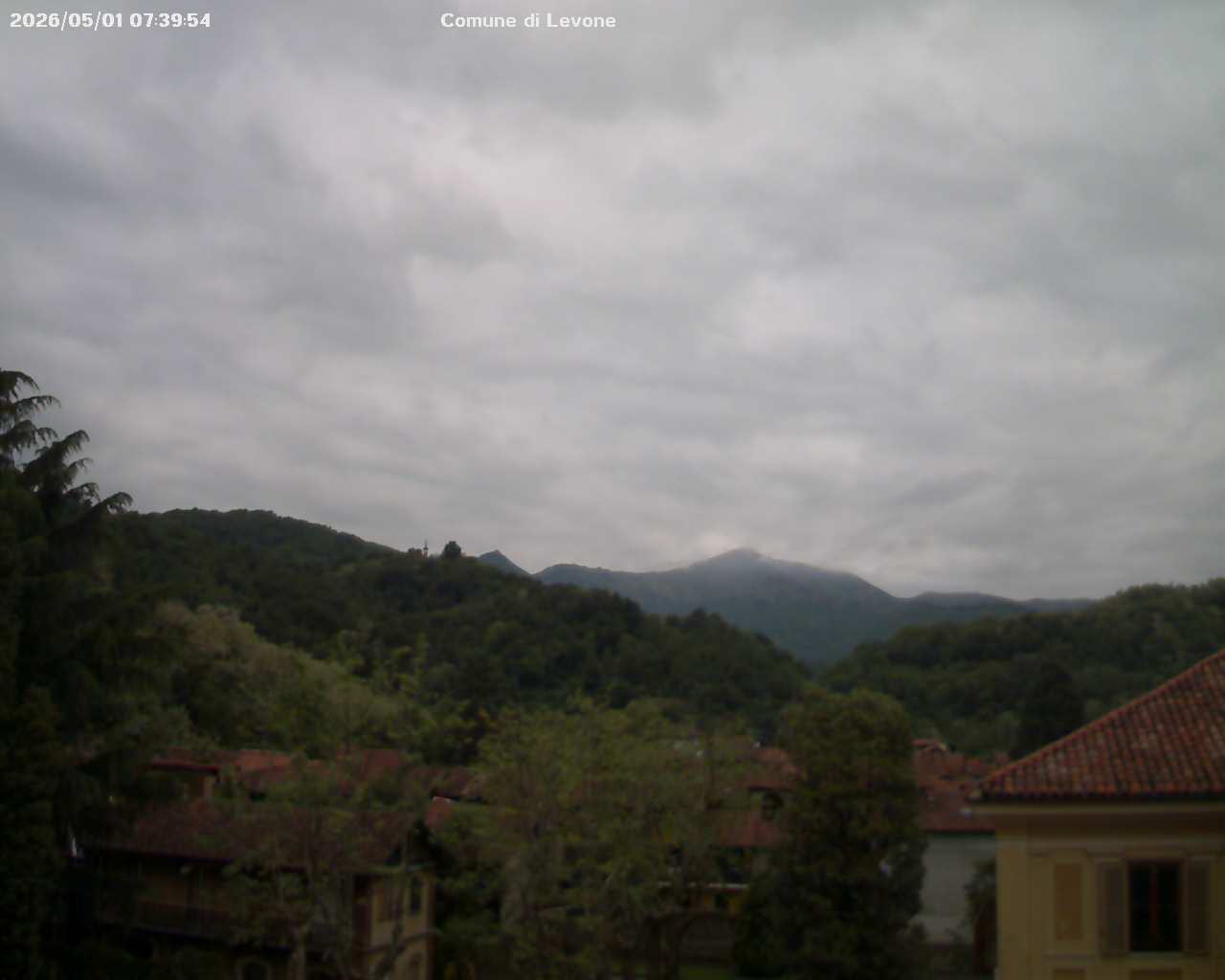 immagine della webcam nei dintorni di San Francesco al Campo: webcam Levone