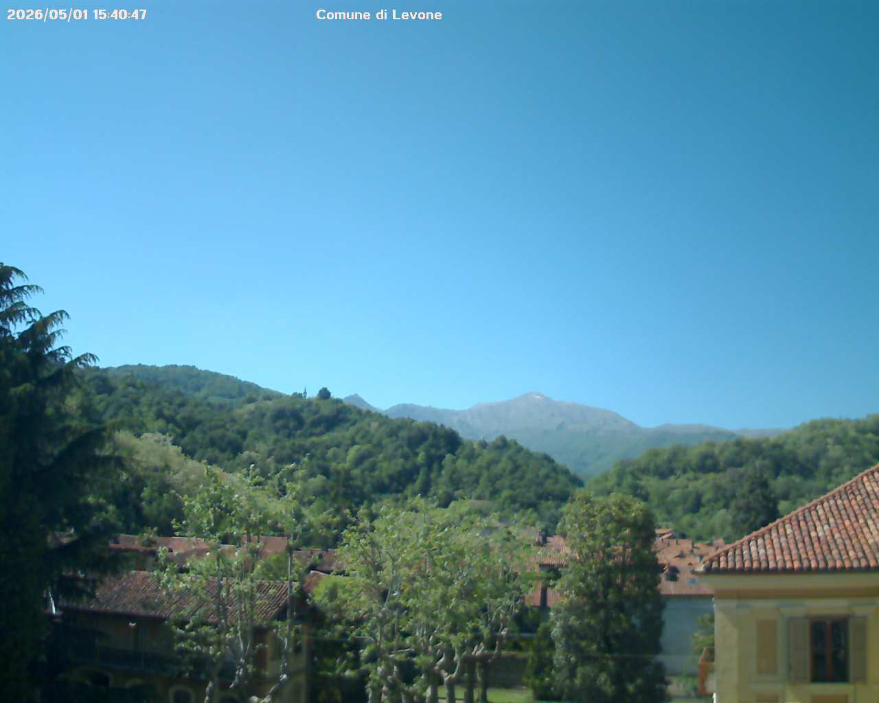 immagine della webcam nei dintorni di Mezzenile: webcam Levone