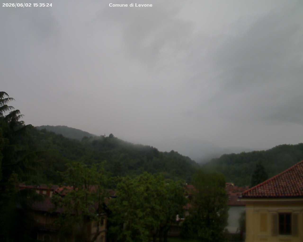 immagine della webcam nei dintorni di Caselle Torinese: webcam Levone