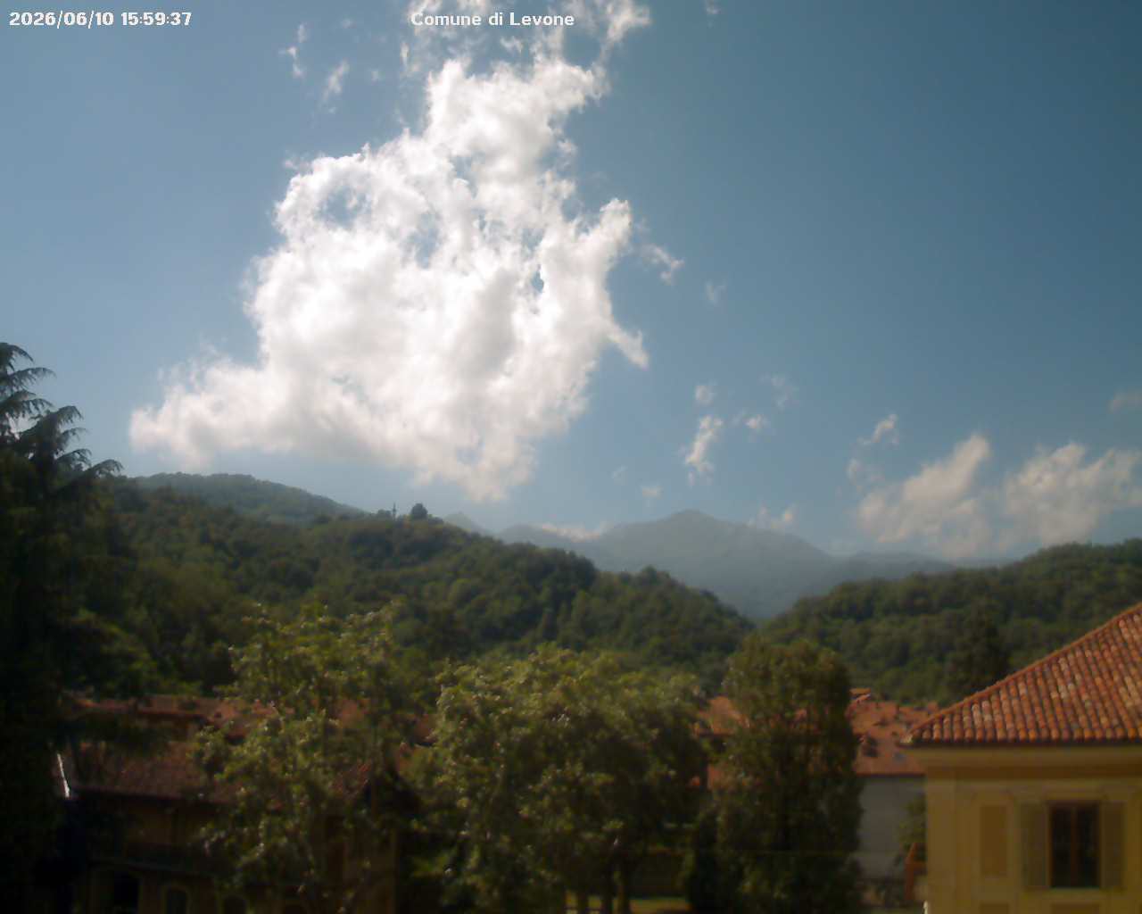 immagine della webcam nei dintorni di Lanzo Torinese: webcam Levone