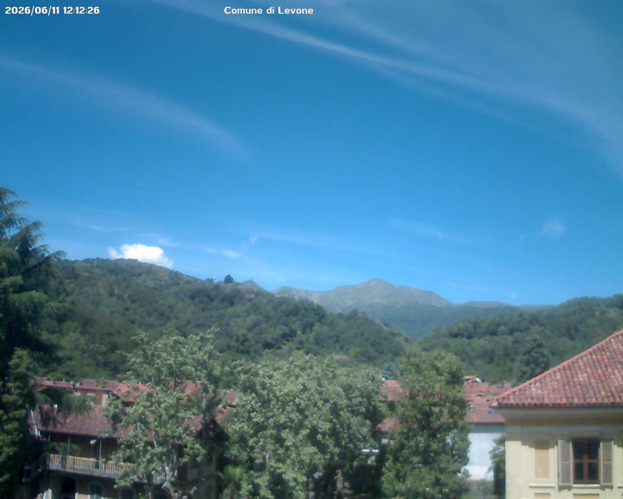 immagine della webcam nei dintorni di San Francesco al Campo: webcam Levone