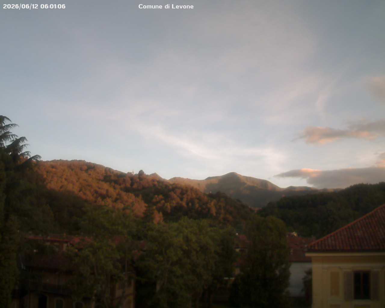 immagine della webcam nei dintorni di Frassinetto: webcam Levone