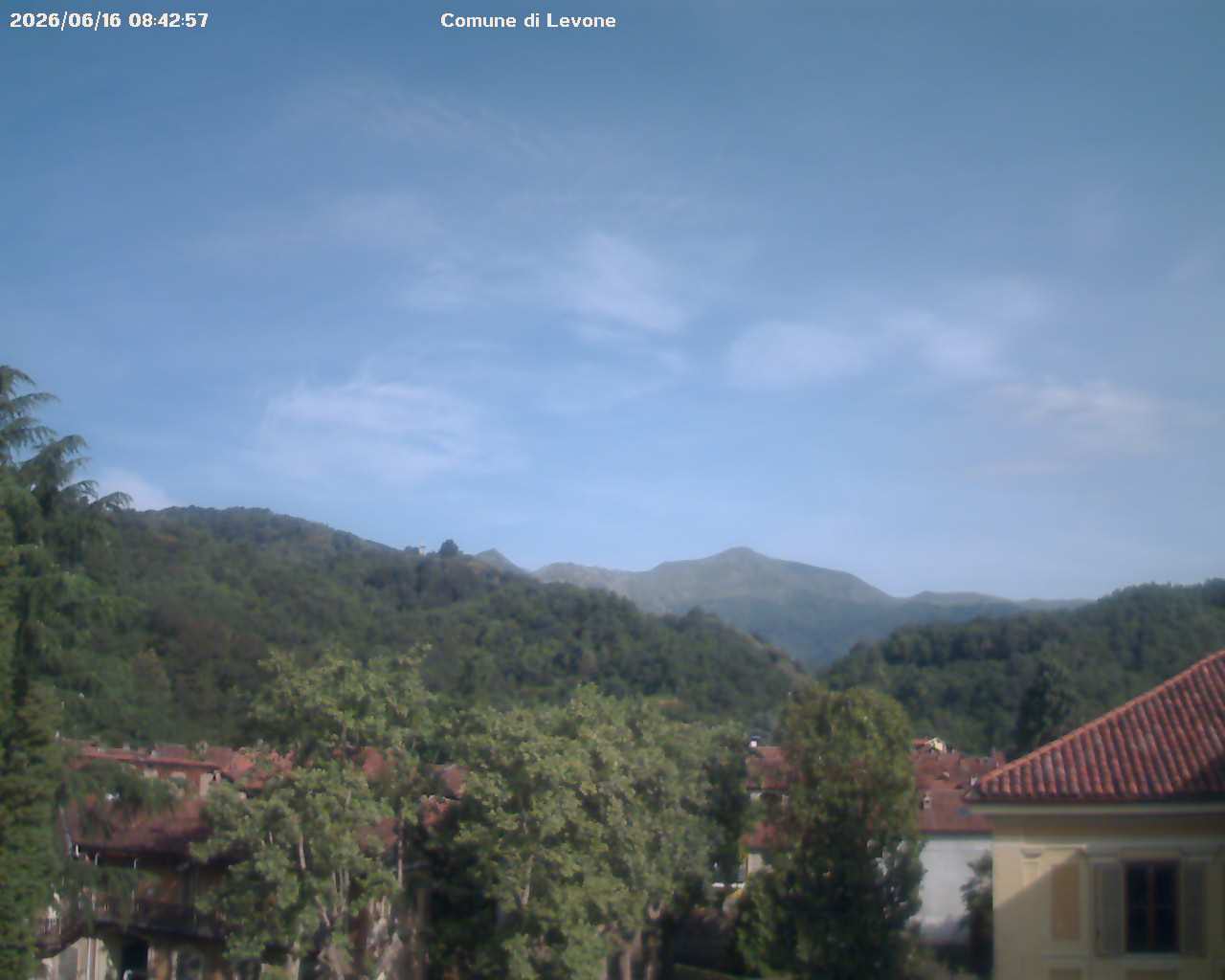 immagine della webcam nei dintorni di Forno Canavese: webcam Levone