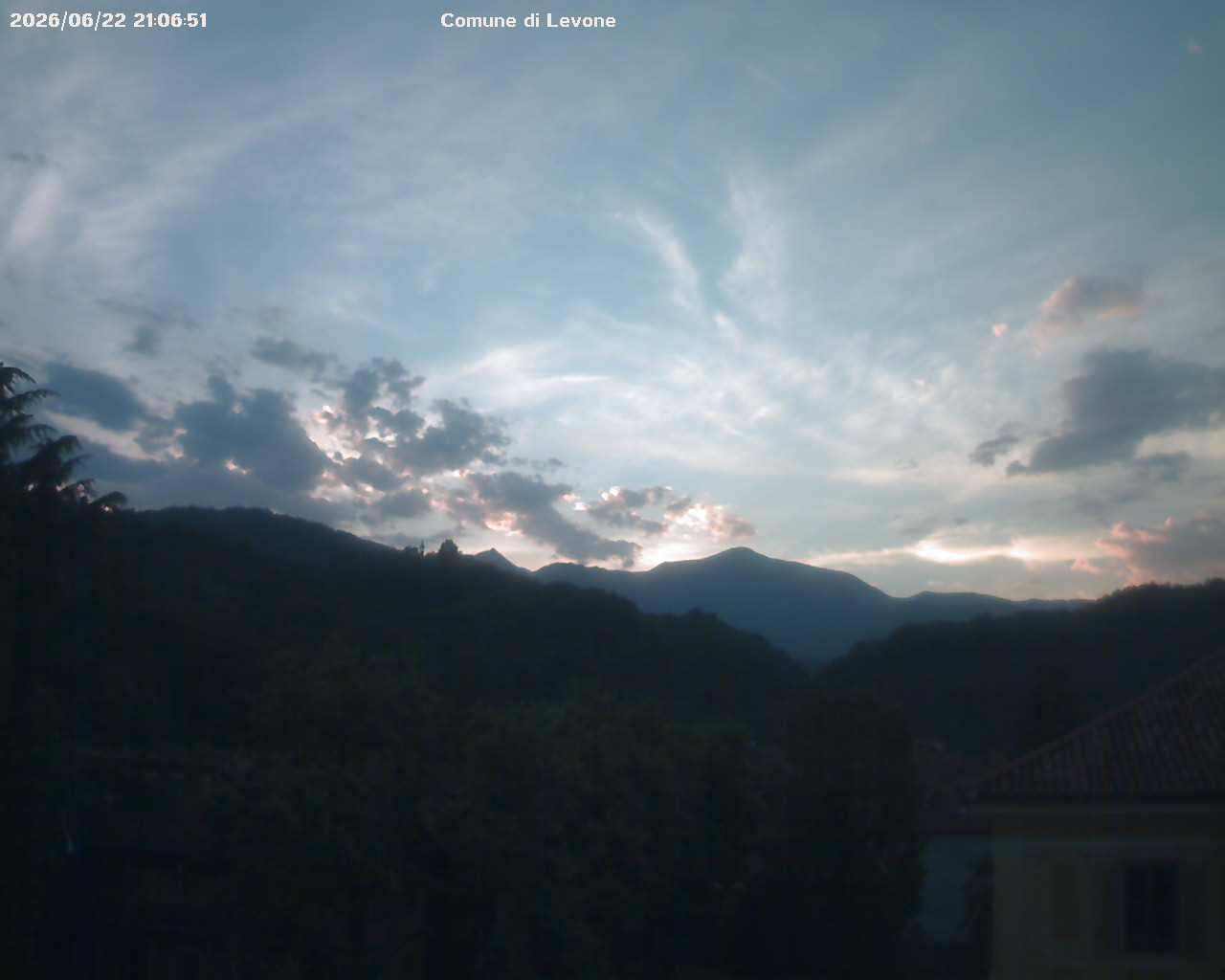 immagine della webcam nei dintorni di Mezzenile: webcam Levone