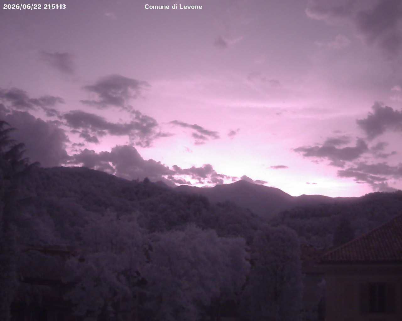 immagine della webcam nei dintorni di Salassa: webcam Levone