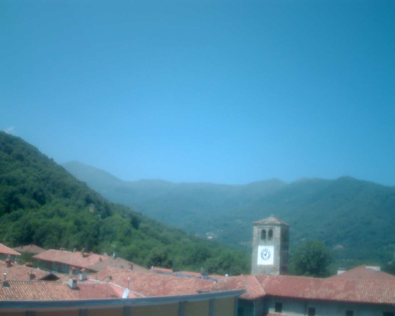 immagine della webcam nei dintorni di Ronco Canavese: webcam Prascorsano