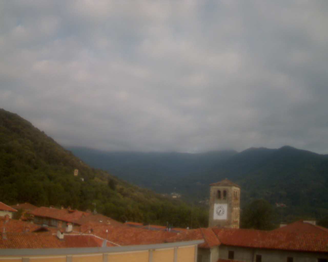 immagine della webcam nei dintorni di Cuorgnè: webcam Prascorsano