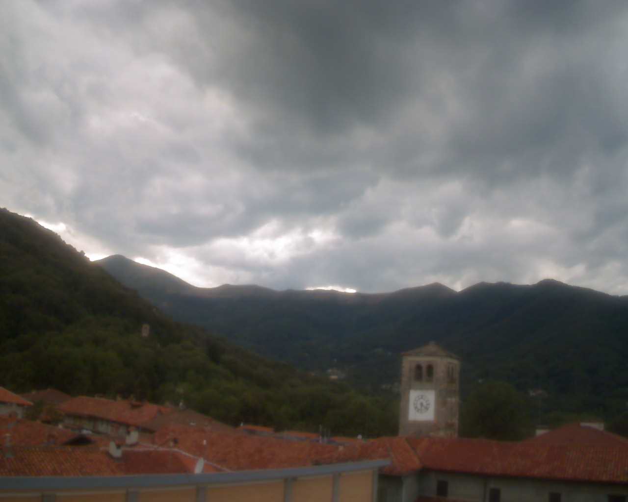 immagine della webcam nei dintorni di Forno Canavese: webcam Prascorsano