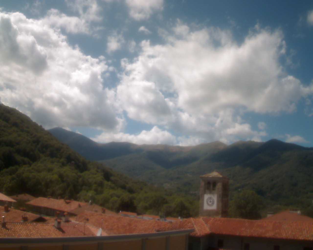 immagine della webcam nei dintorni di Pont-Canavese: webcam Prascorsano