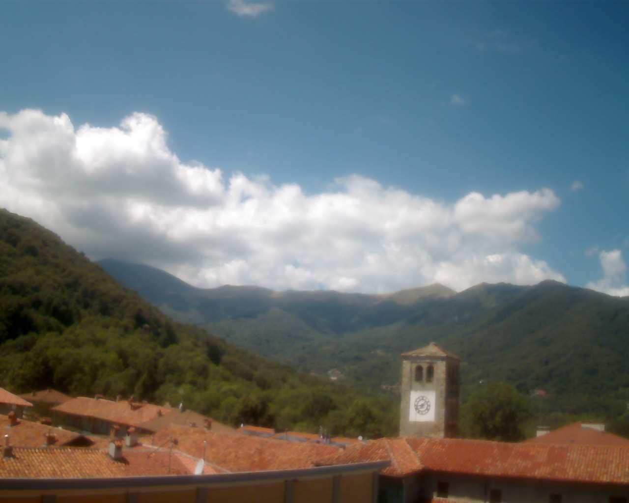 immagine della webcam nei dintorni di Lanzo Torinese: webcam Prascorsano