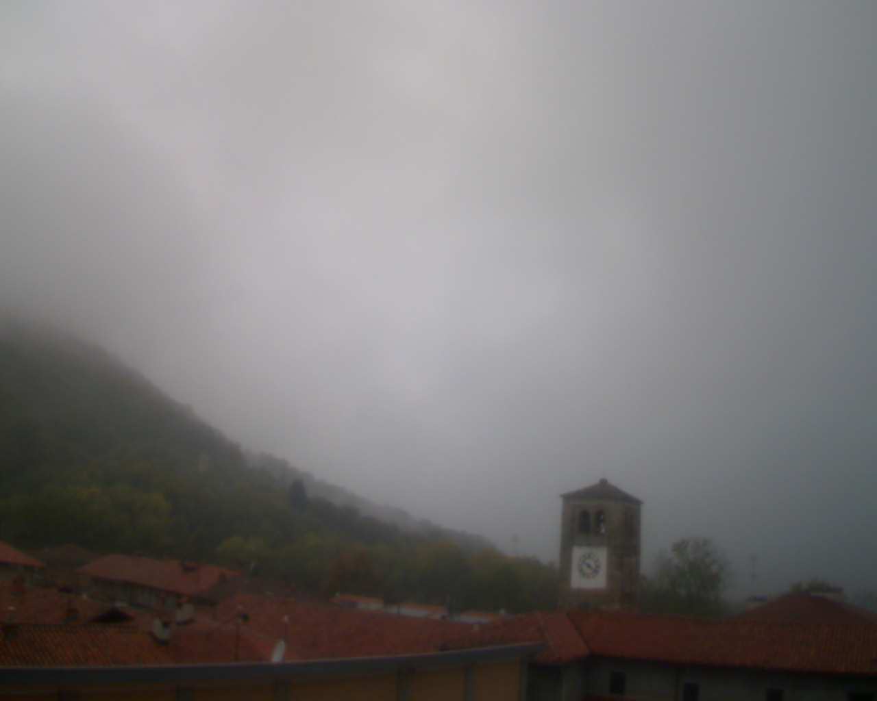 immagine della webcam nei dintorni di Lanzo Torinese: webcam Prascorsano