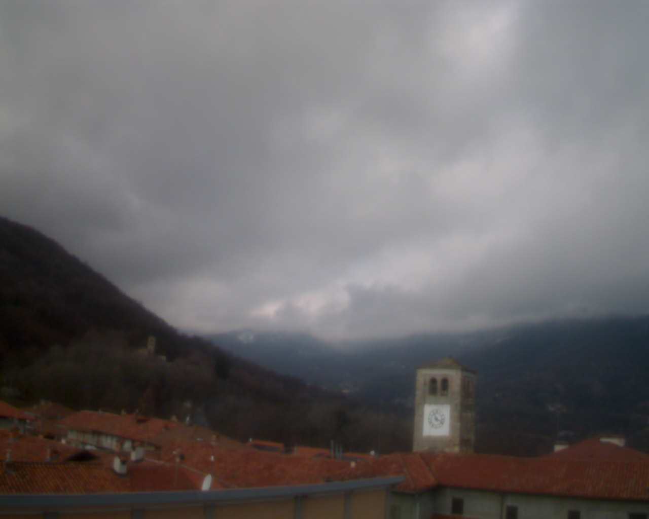 immagine della webcam nei dintorni di Forno Canavese: webcam Prascorsano