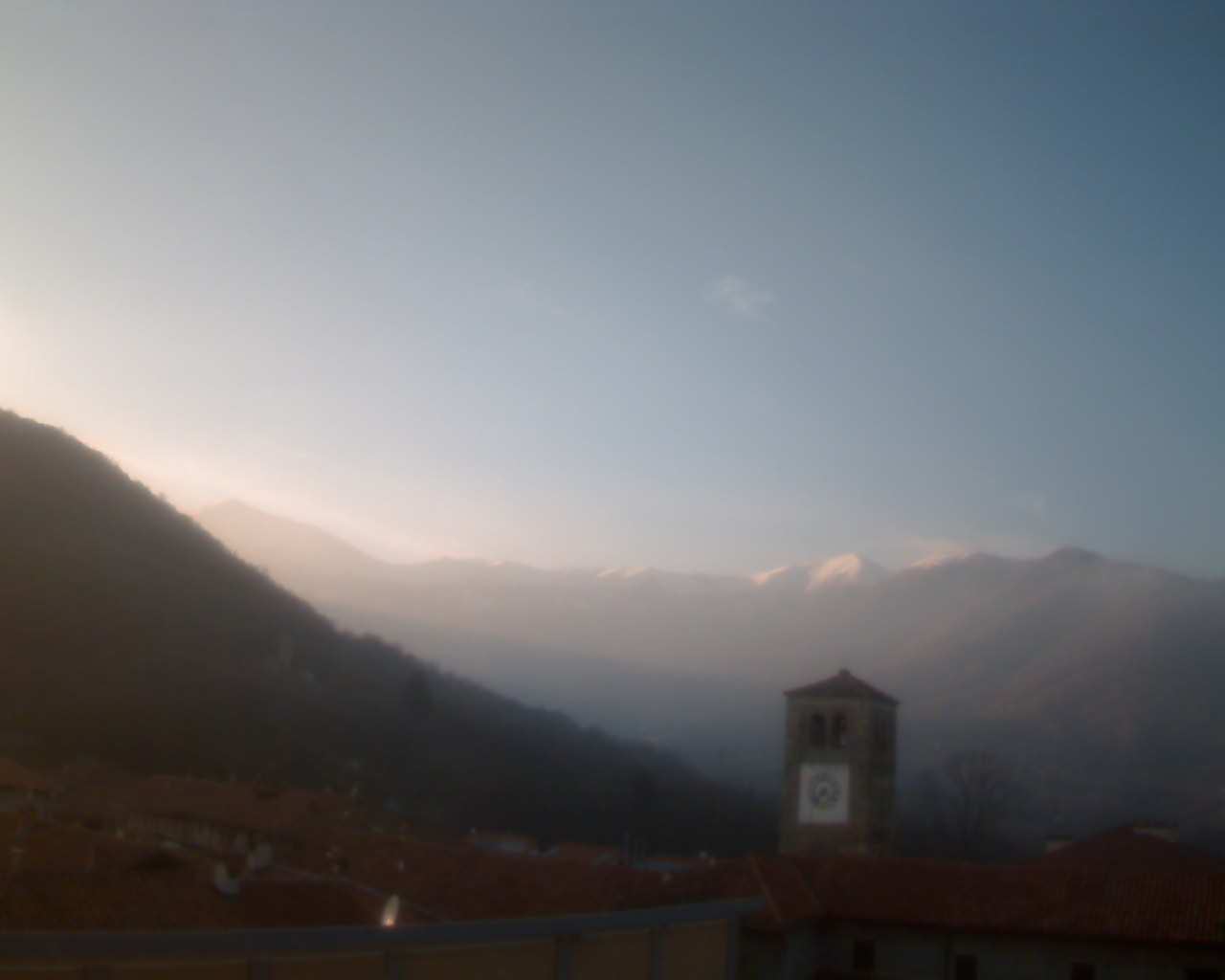 immagine della webcam nei dintorni di Vialfrè: webcam Prascorsano