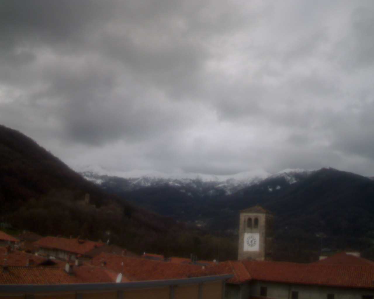 immagine della webcam nei dintorni di Salassa: webcam Prascorsano