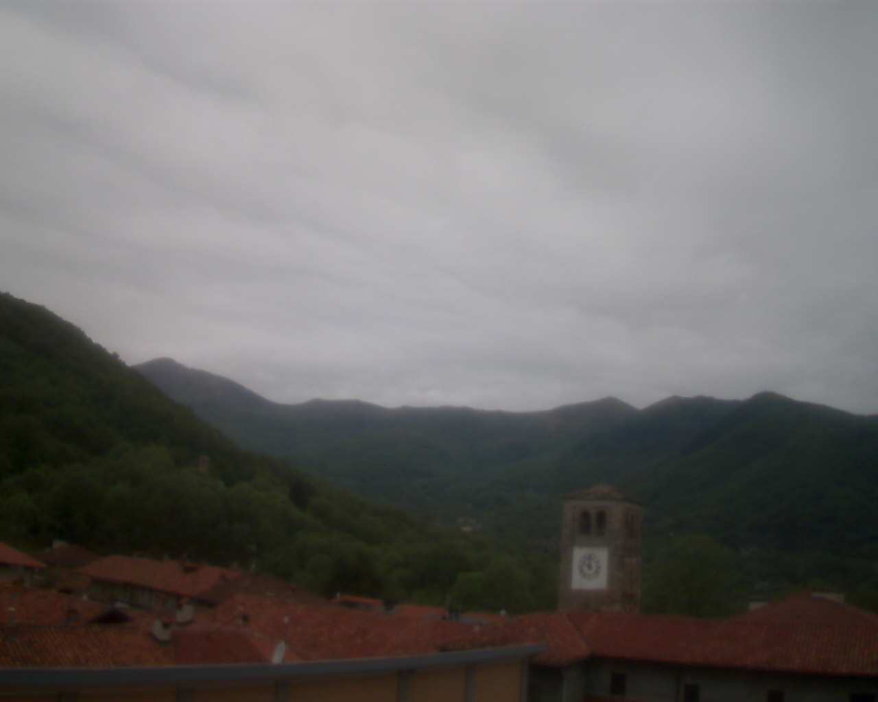 immagine della webcam nei dintorni di San Colombano Belmonte: webcam Prascorsano