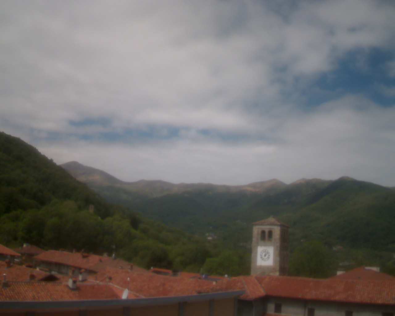 immagine della webcam nei dintorni di Rivarolo Canavese: webcam Prascorsano