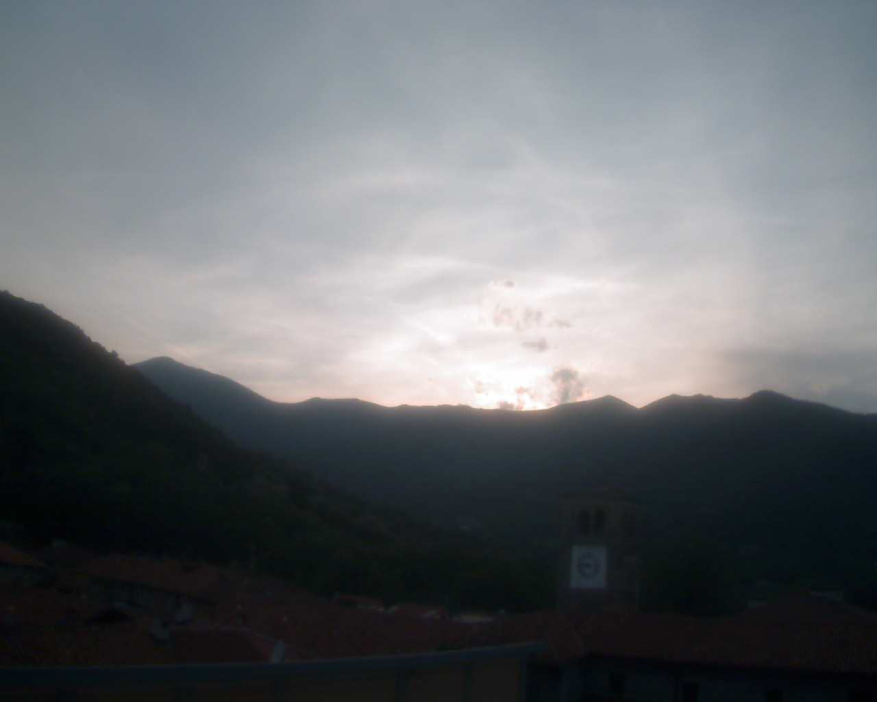 immagine della webcam nei dintorni di San Colombano Belmonte: webcam Prascorsano