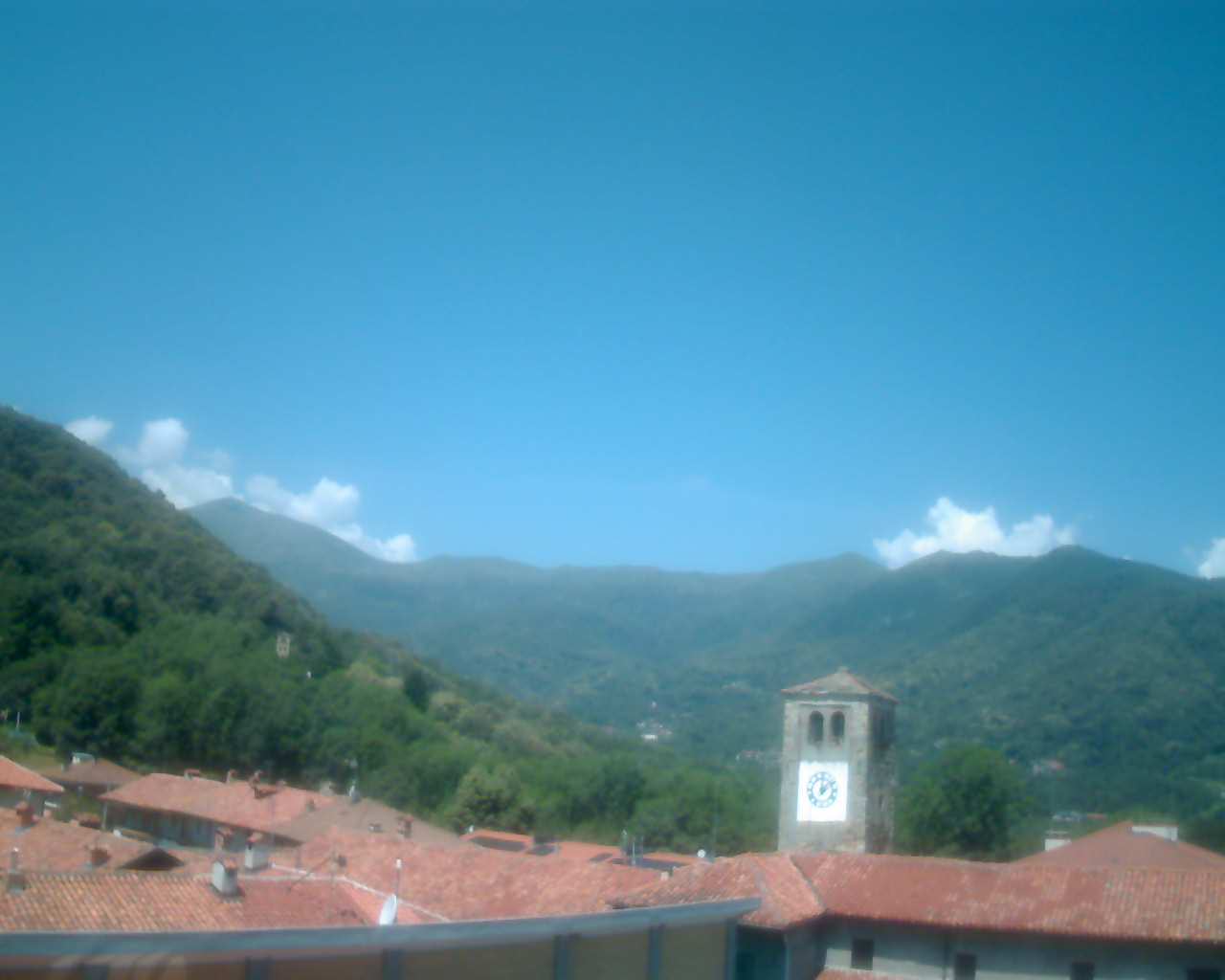 immagine della webcam nei dintorni di Vialfrè: webcam Prascorsano