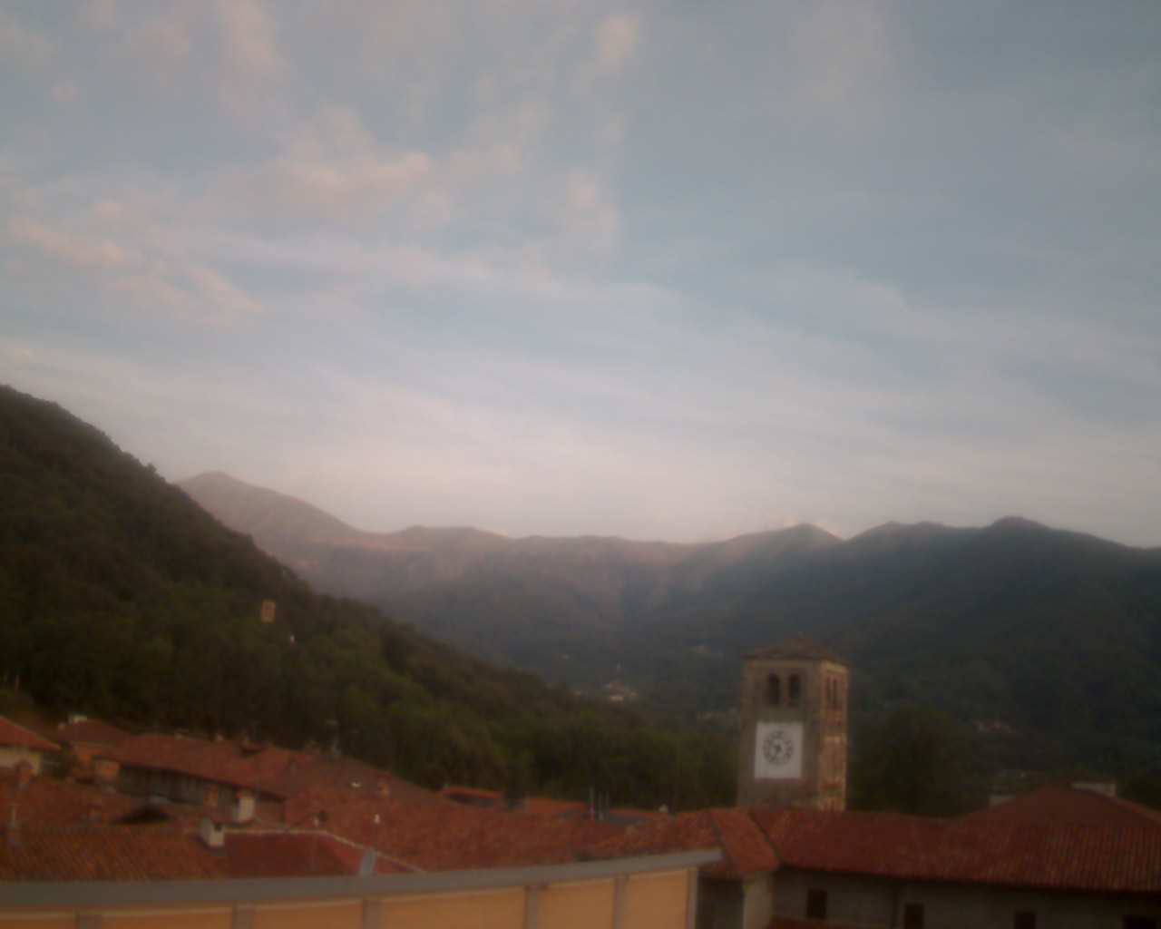 immagine della webcam nei dintorni di Coassolo Torinese: webcam Prascorsano