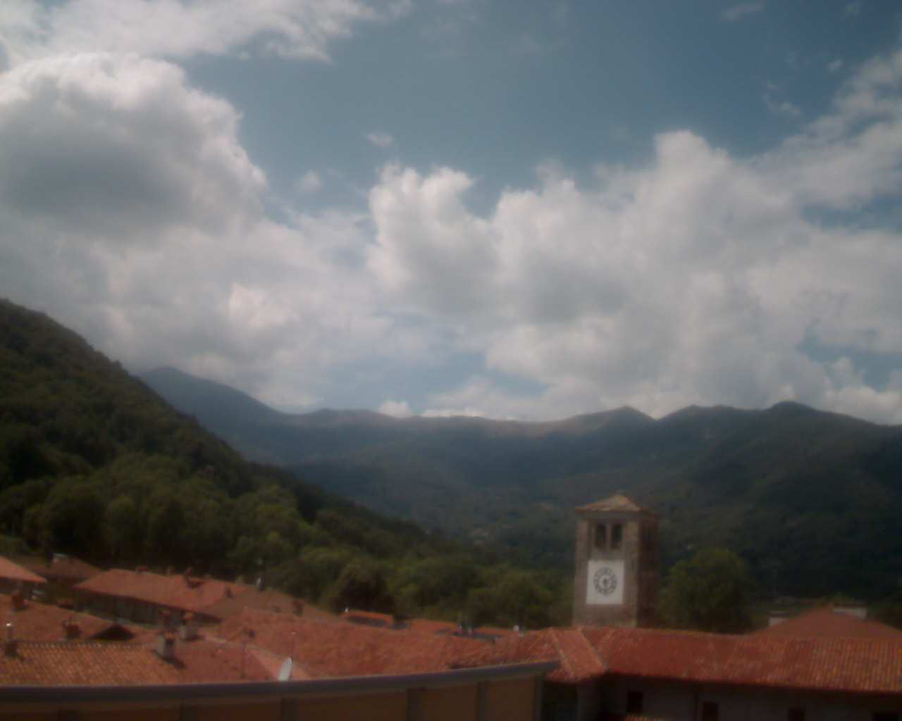 immagine della webcam nei dintorni di Rivarolo Canavese: webcam Prascorsano