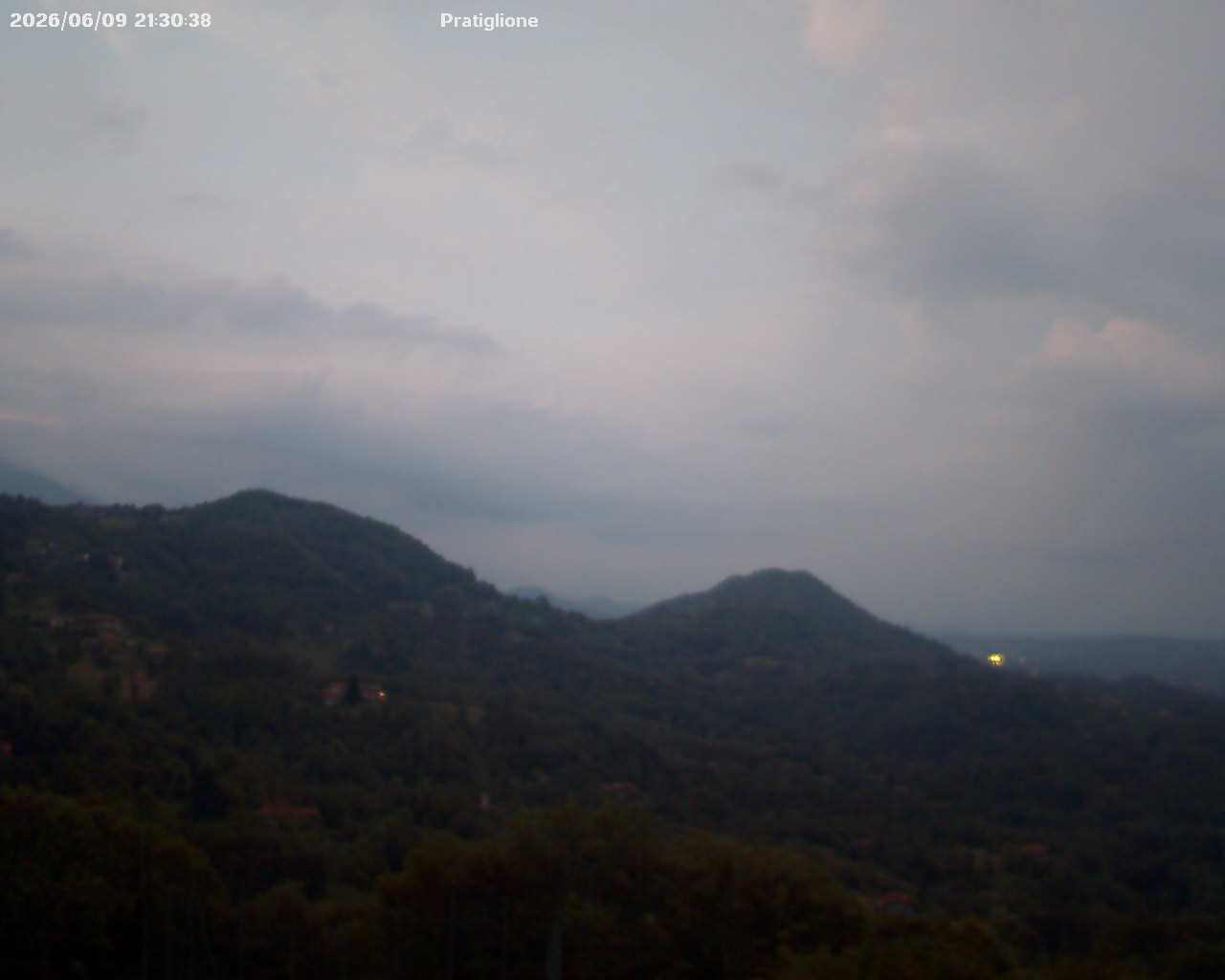 immagine della webcam nei dintorni di Chiesanuova: webcam Pratiglione