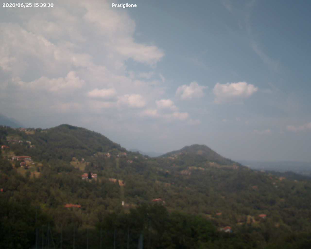 immagine della webcam nei dintorni di Castelnuovo Nigra: webcam Pratiglione