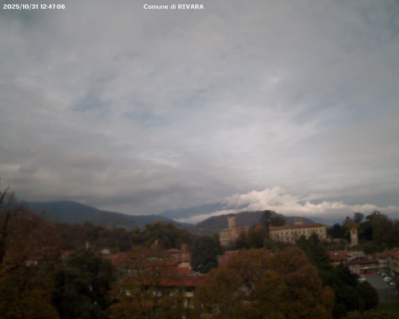immagine della webcam nei dintorni di Castagneto Po: webcam Rivara