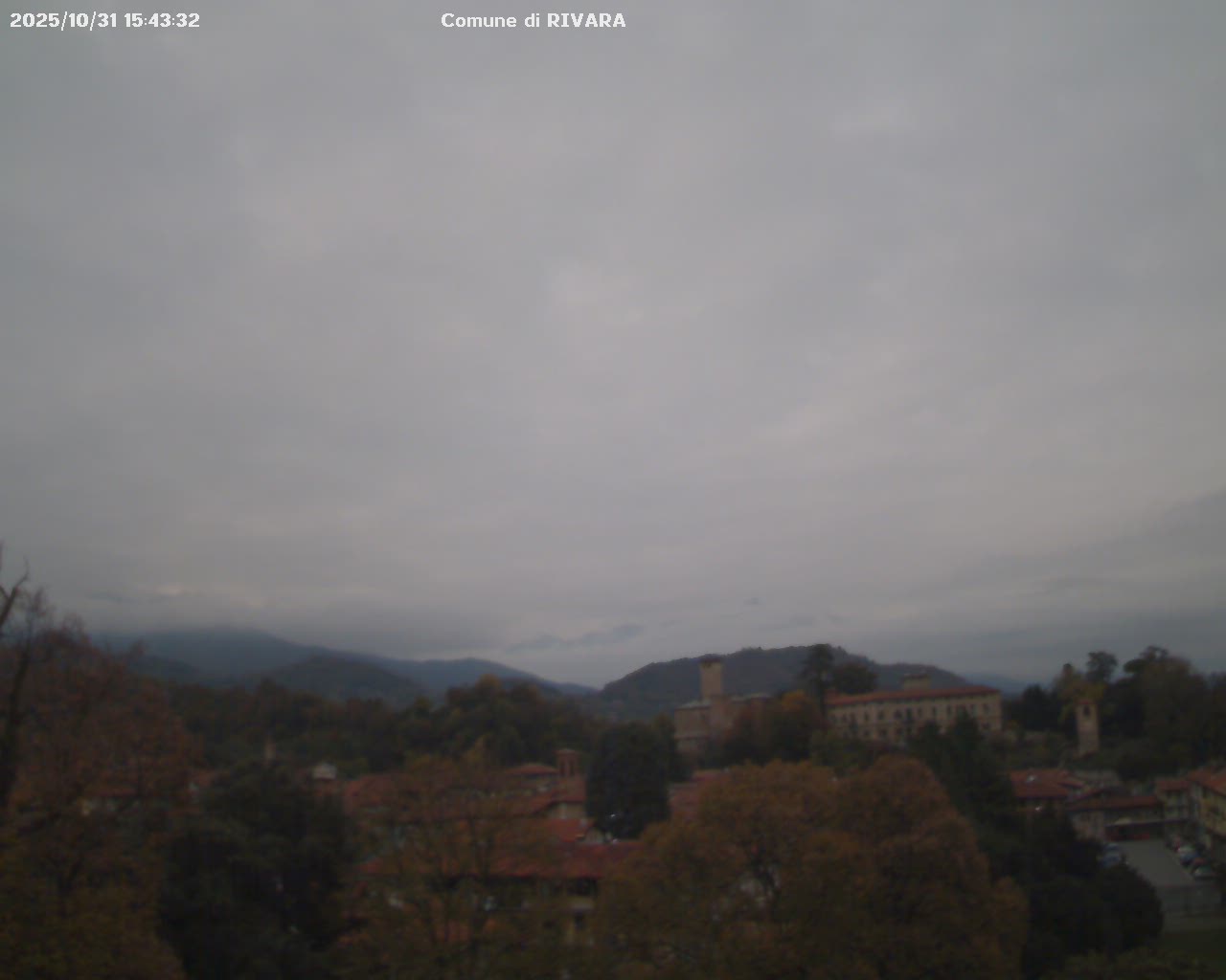 immagine della webcam nei dintorni di Rocca Canavese: webcam Rivara