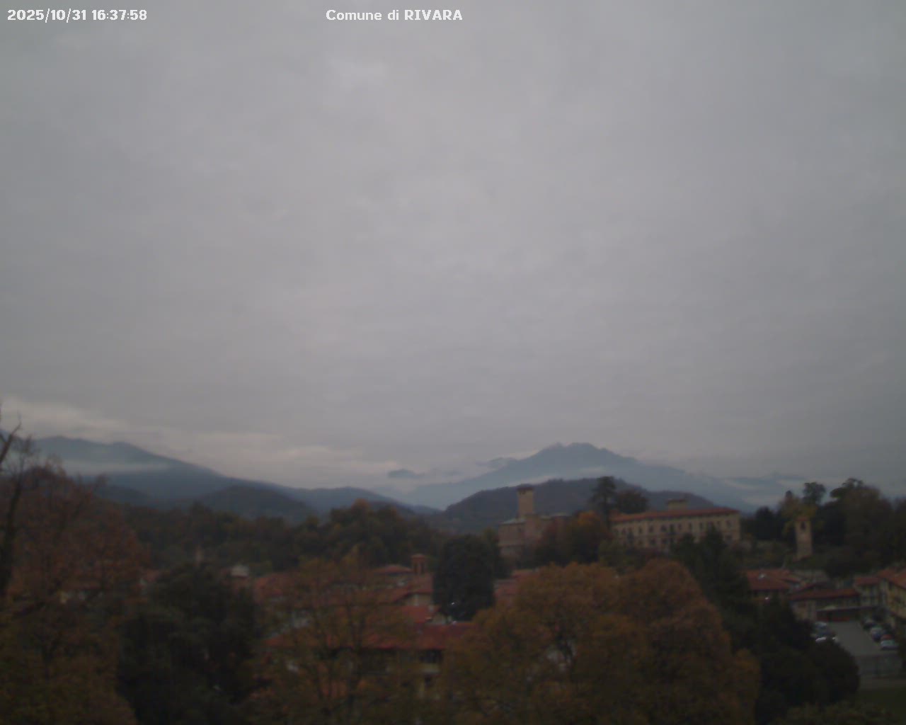 immagine della webcam nei dintorni di Rocca Canavese: webcam Rivara